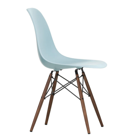 Cadeira Eames em Plástico DSW / Base dark maple